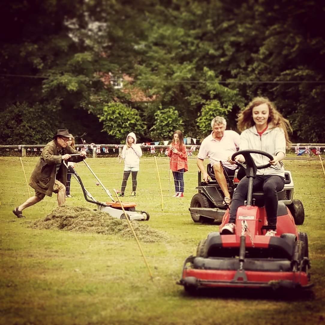 Tractor race